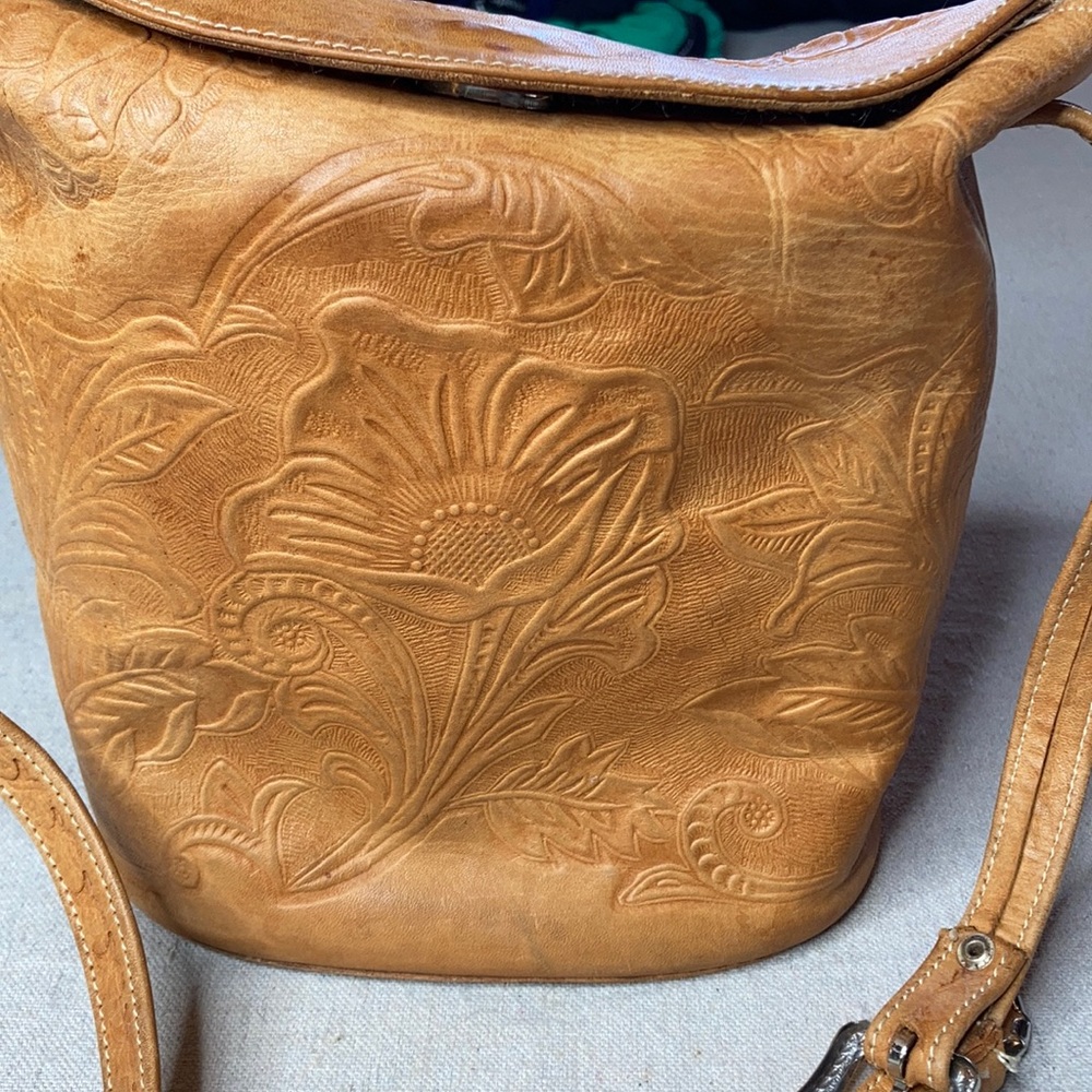 Leather Embossed Purse - Picture 2 of 10